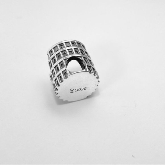 NWT Rare Colosseum 3D Silver Travel Charm - Picture 3 of 10